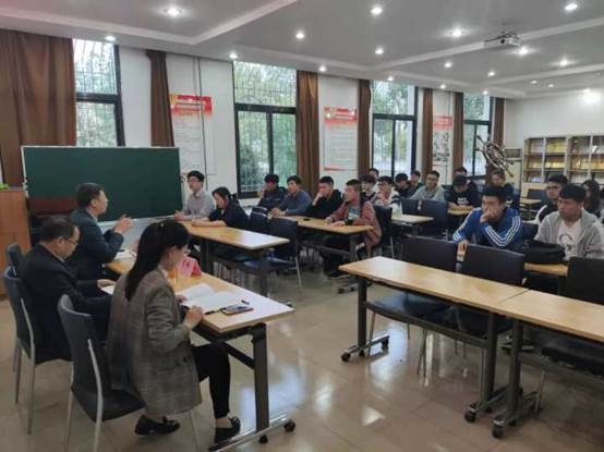 说明: C:\Users\Administrator\Desktop\tyc1286太阳成集团成功举办校运会动员大会\tyc1286太阳成集团成功举办校运会动员大会\F1A4EAD0626922C7487DB3D687EA5694.jpg